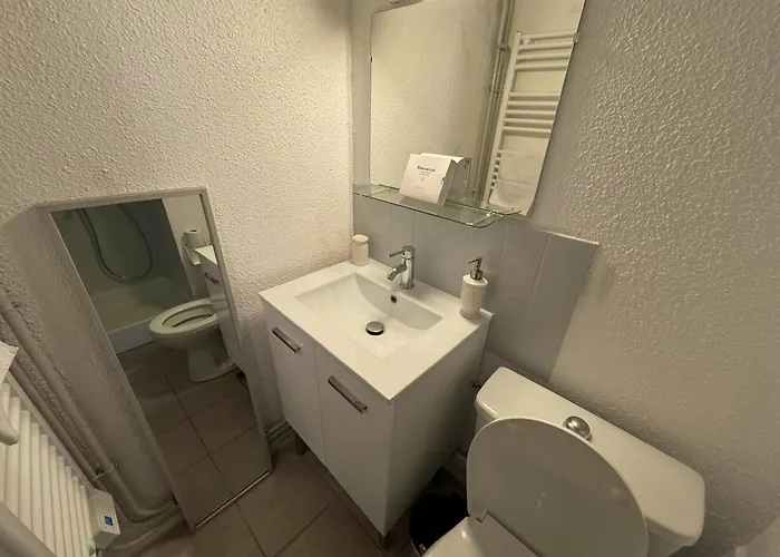 Sable - T2 Avec 1 1 Salle De Bain 1 Canape-lit Et Balcon Lacanau